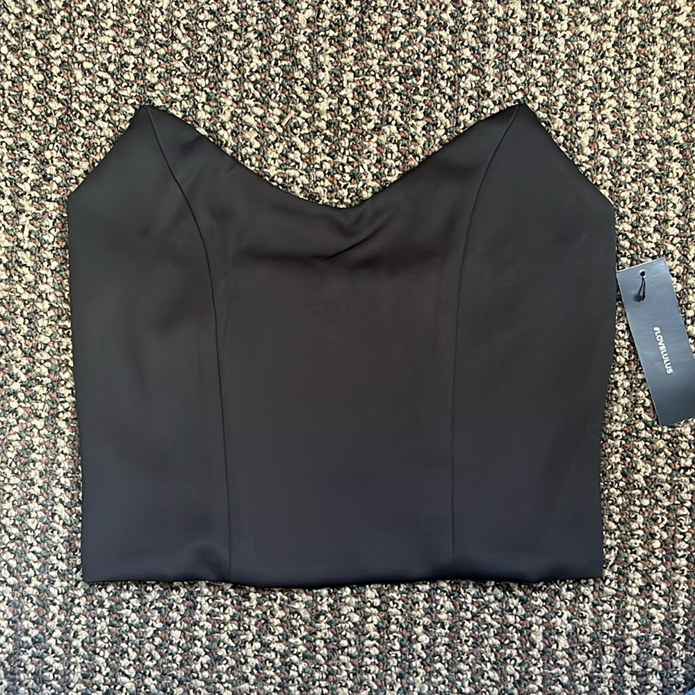 NWT Lulu’s Top